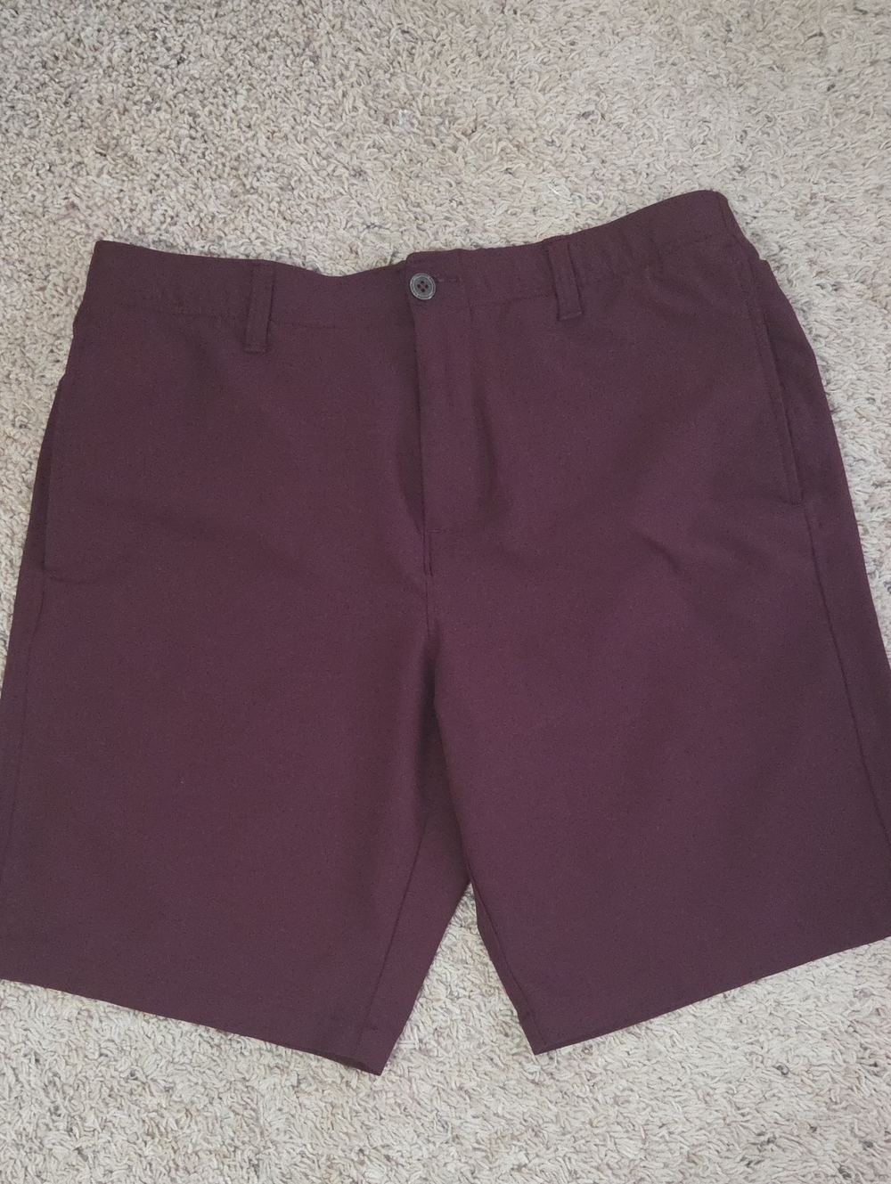 Under Armour Men's Plum Flat-Front Golf Shorts